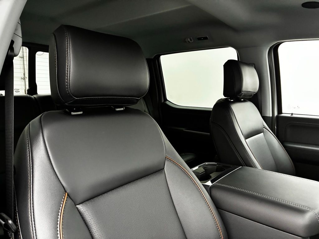 2026 Ford F-350 Lariat photo 33