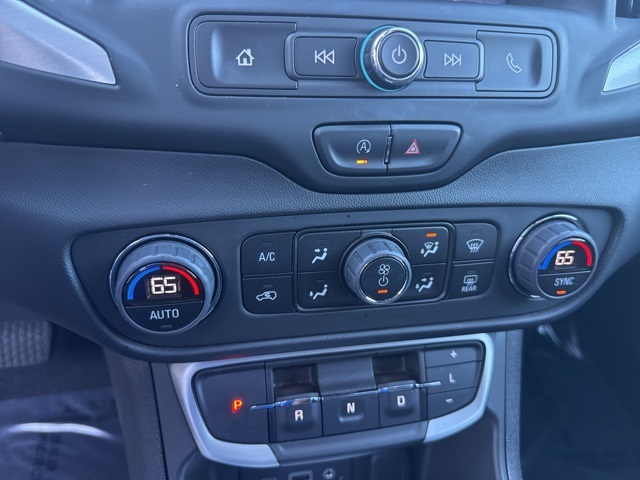 2023 Gmc Terrain SLE photo 19