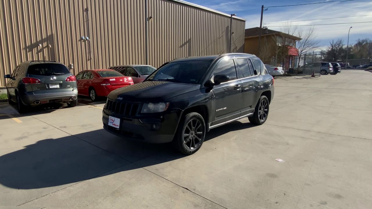 2012 Jeep Compass Latitude photo 3