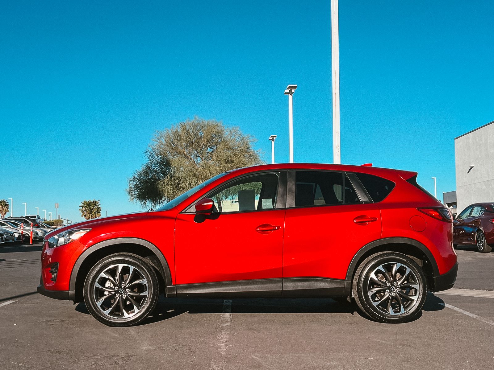 2016 Mazda CX-5 Grand Touring photo 2