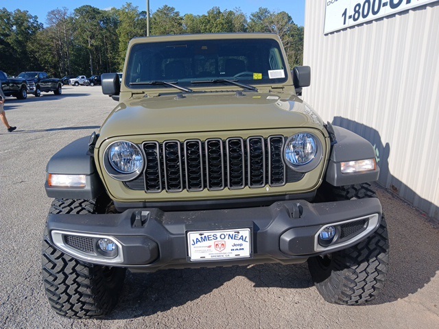 2025 Jeep Gladiator Sport S photo 4