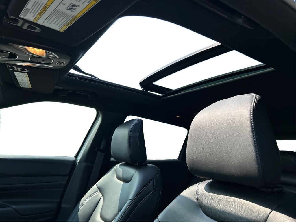 2025 Jeep Compass Limited photo 25