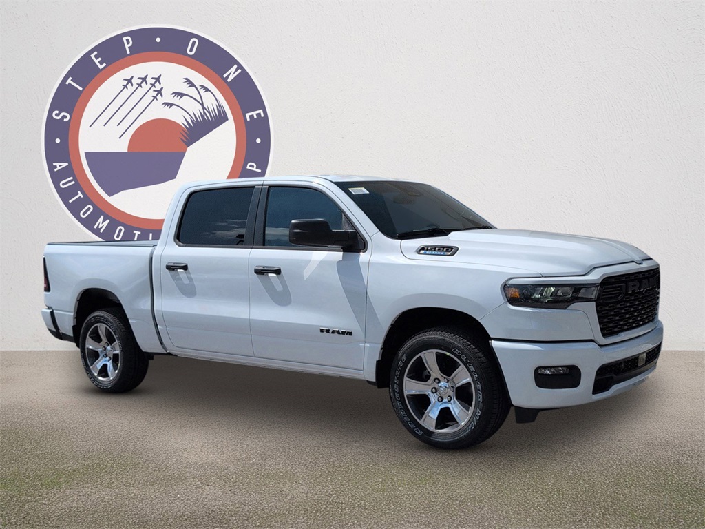 2025 Ram 1500 Tradesman photo 2