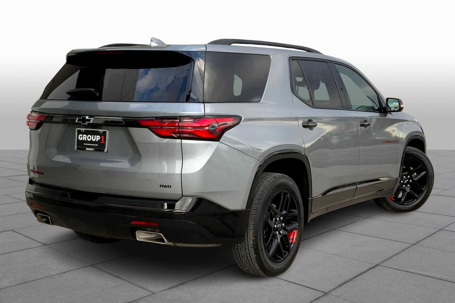 2023 Chevrolet Traverse Premier photo 12