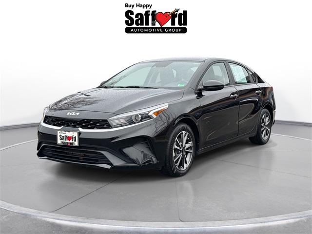2023 Kia Forte LXS's photo