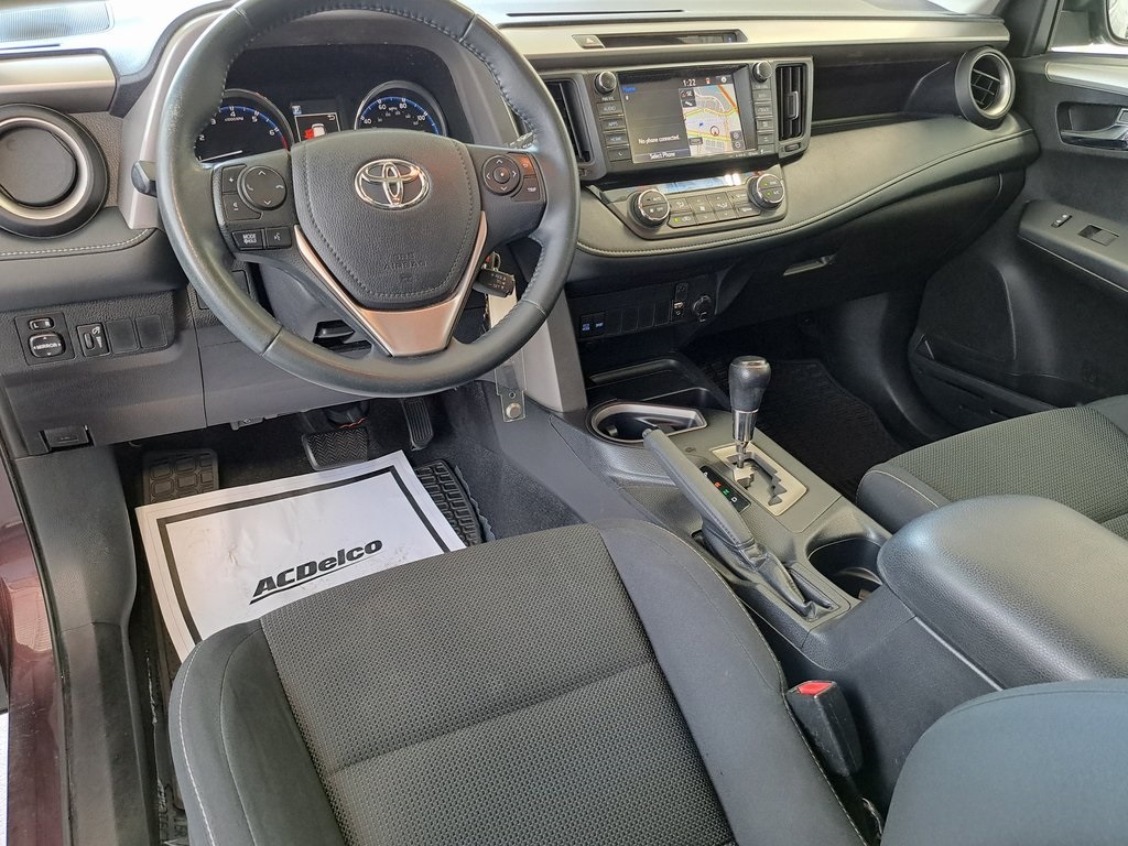 2016 Toyota RAV4 XLE photo 26