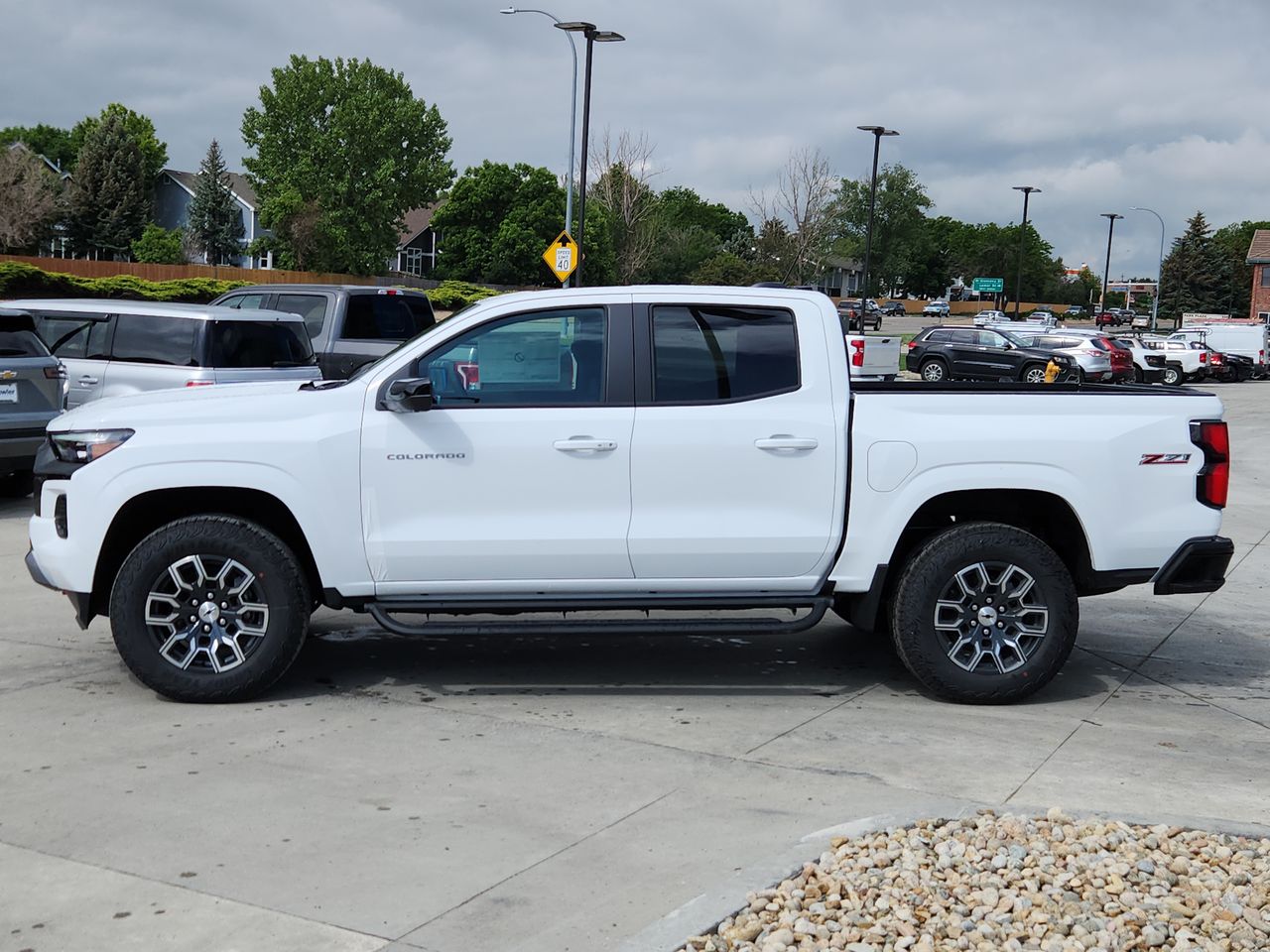 2025 Chevrolet Colorado Z71 photo 5