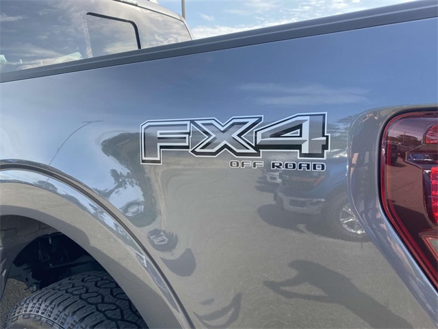 2025 Ford F-150 XLT photo 5