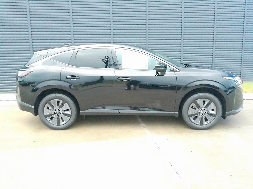 2025 Nissan Murano SL photo 2