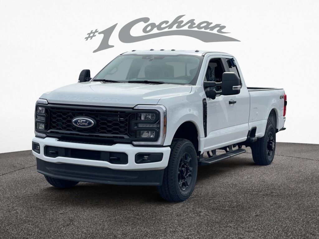 2025 Ford F-350 XL photo 3