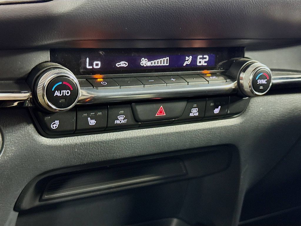 2023 Mazda CX-30 2.5 Turbo Premium photo 13