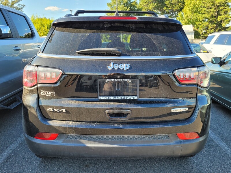2022 Jeep Compass Latitude photo 2