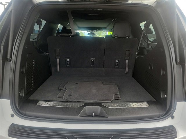 2021 Chevrolet Suburban RST photo 25