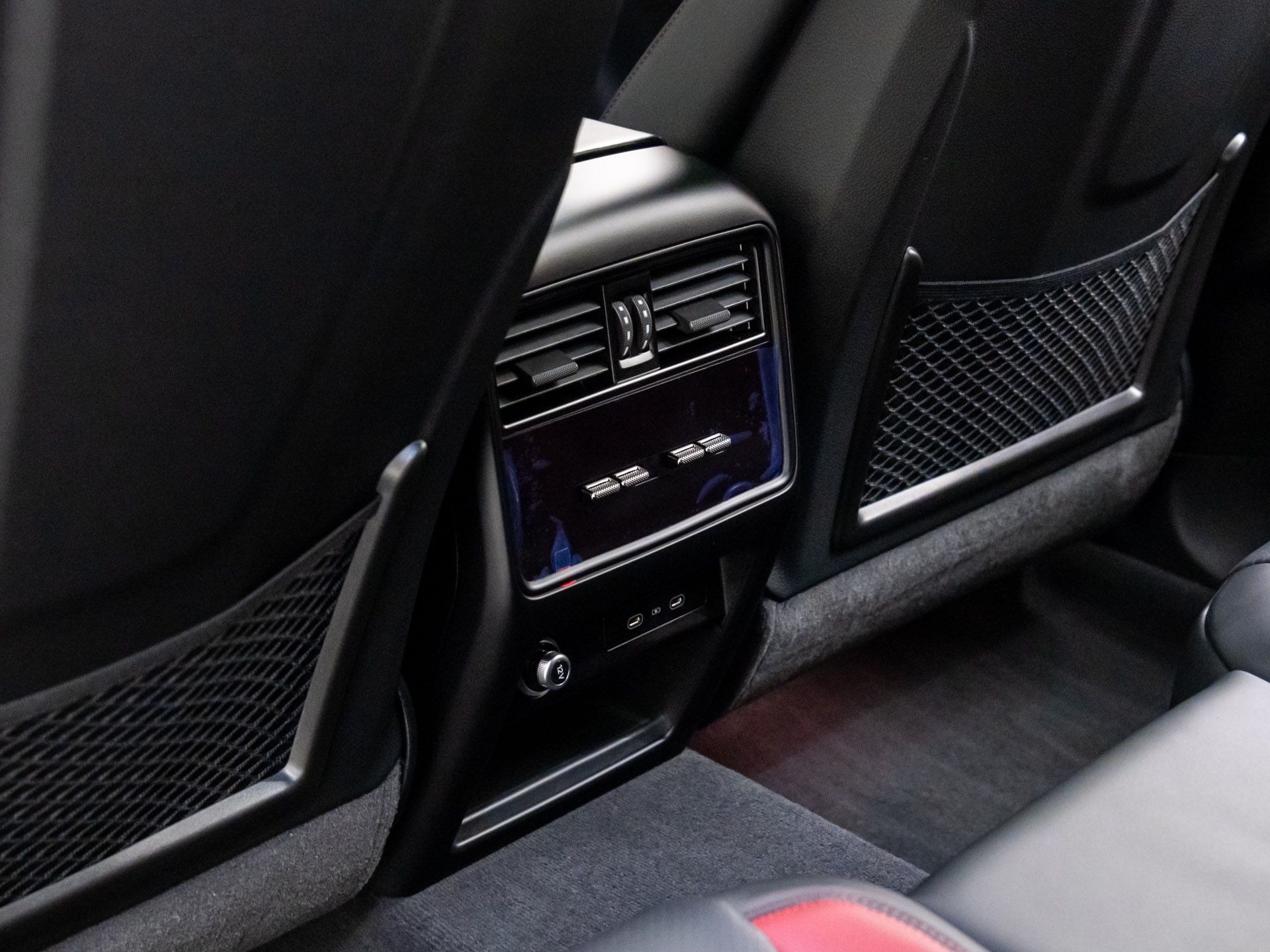 2026 Porsche Cayenne E-Hybrid Coupe S photo 13
