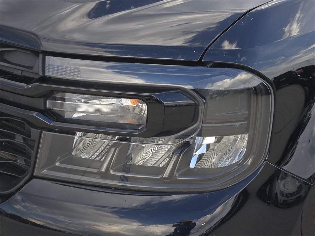 2024 Ford Maverick XLT photo 3