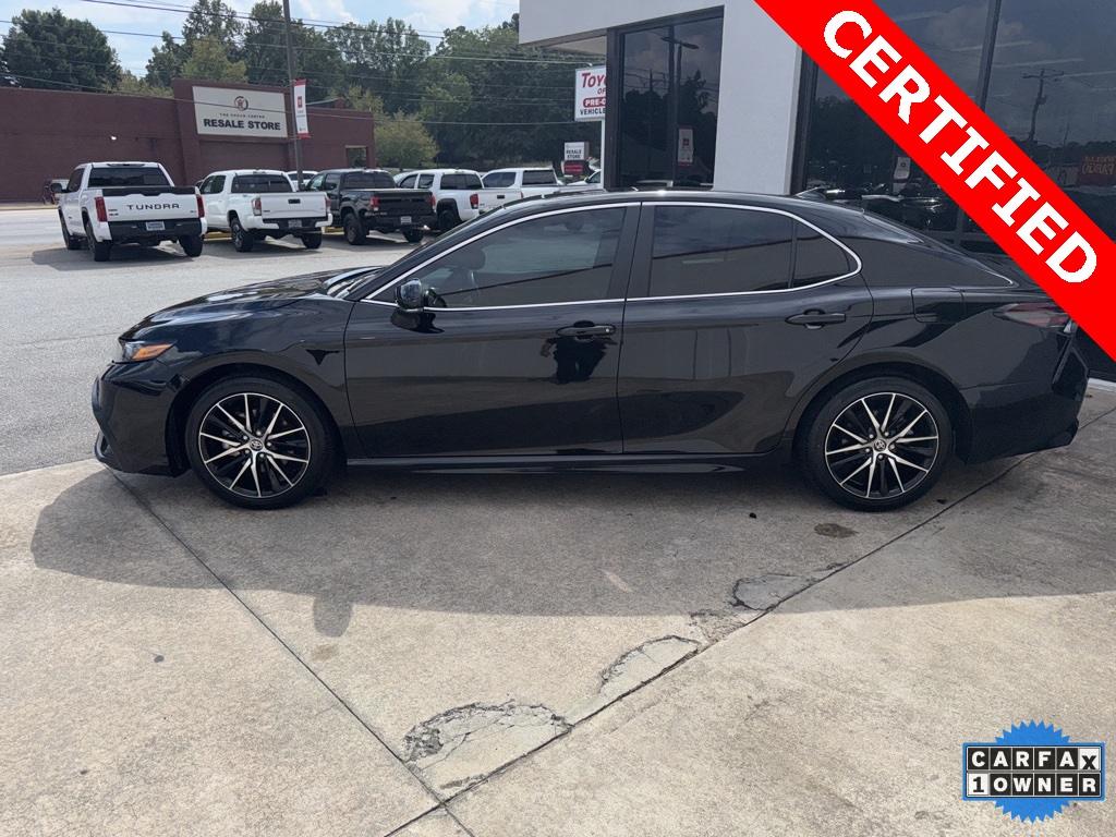 2024 Toyota Camry SE photo 10