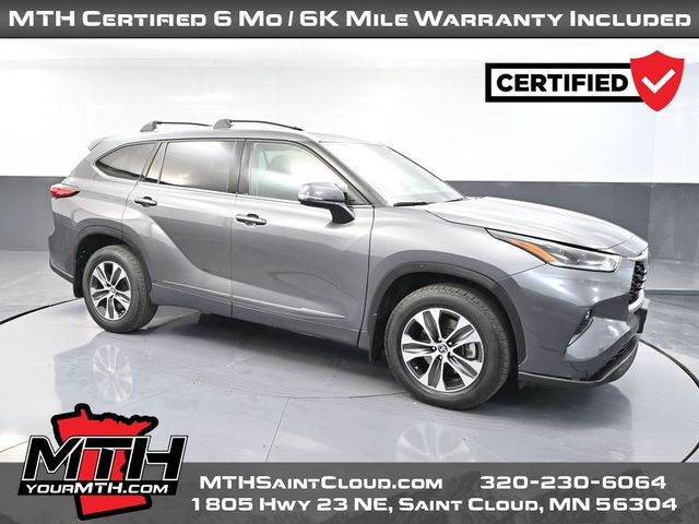 2021 Toyota Highlander XLE's photo