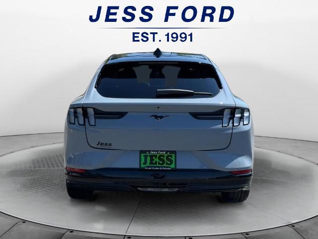 2025 Ford Mustang Mach-E Premium photo 4