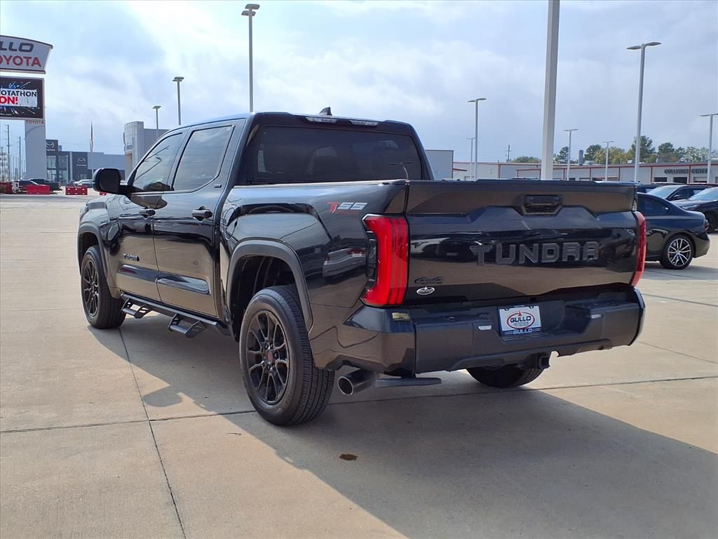 2023 Toyota Tundra SR5 photo 2