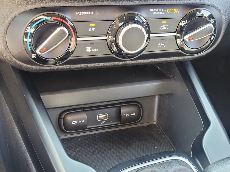 2021 Kia Soul LX photo 17