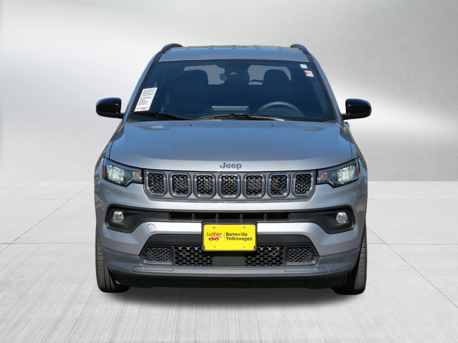 2024 Jeep Compass Latitude photo 2