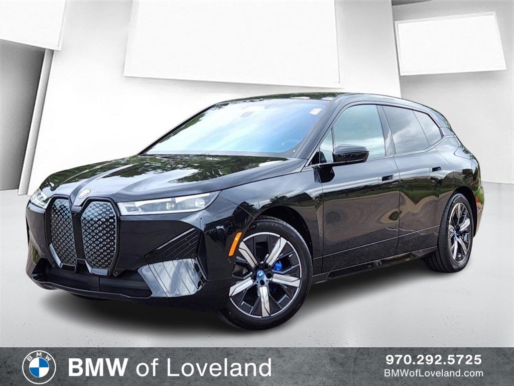 2025 BMW iX M60's photo