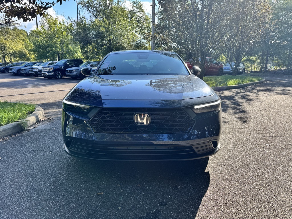 2025 Honda Accord SE photo 2