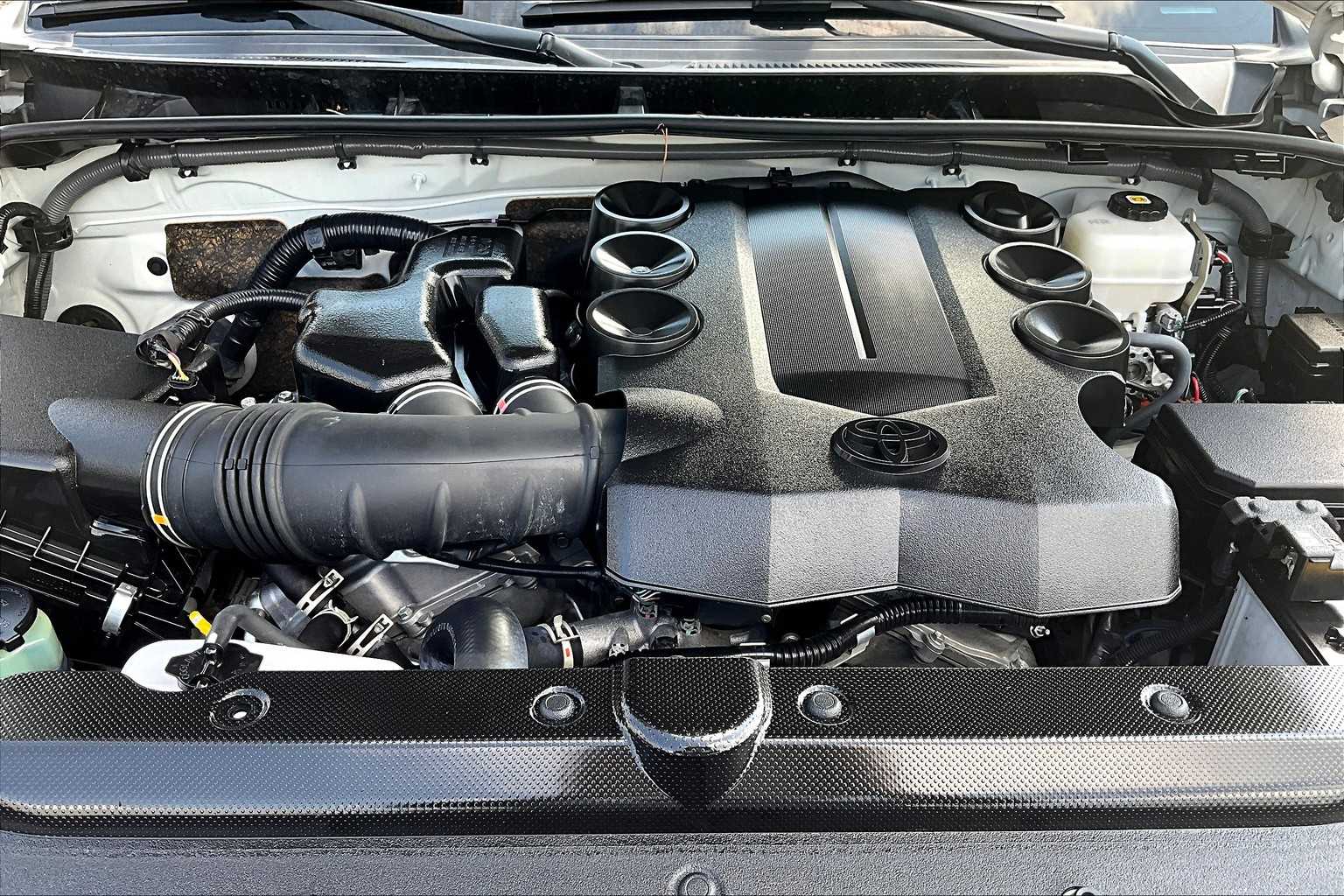 2023 Toyota 4Runner SR5 photo 30