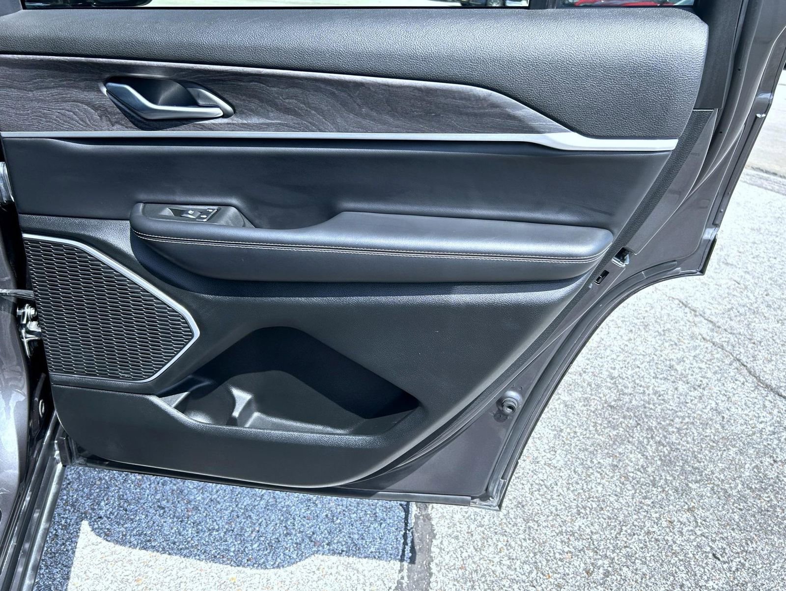 2021 Jeep Grand Cherokee Limited photo 16
