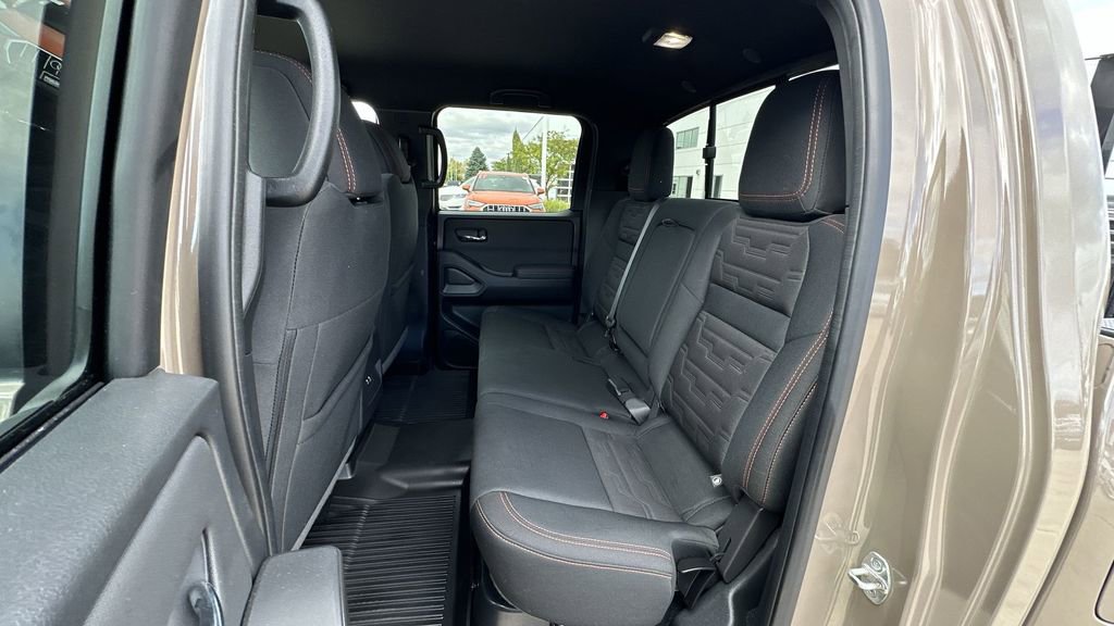2022 Nissan Frontier Crew Cab PRO-4X photo 23