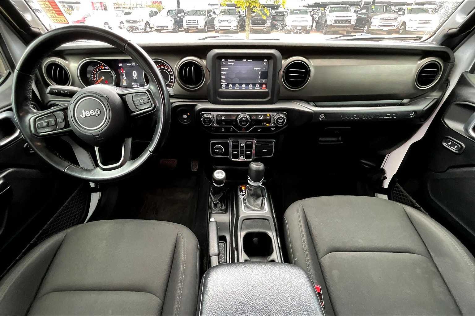 2020 Jeep Wrangler Unlimited Willys photo 26