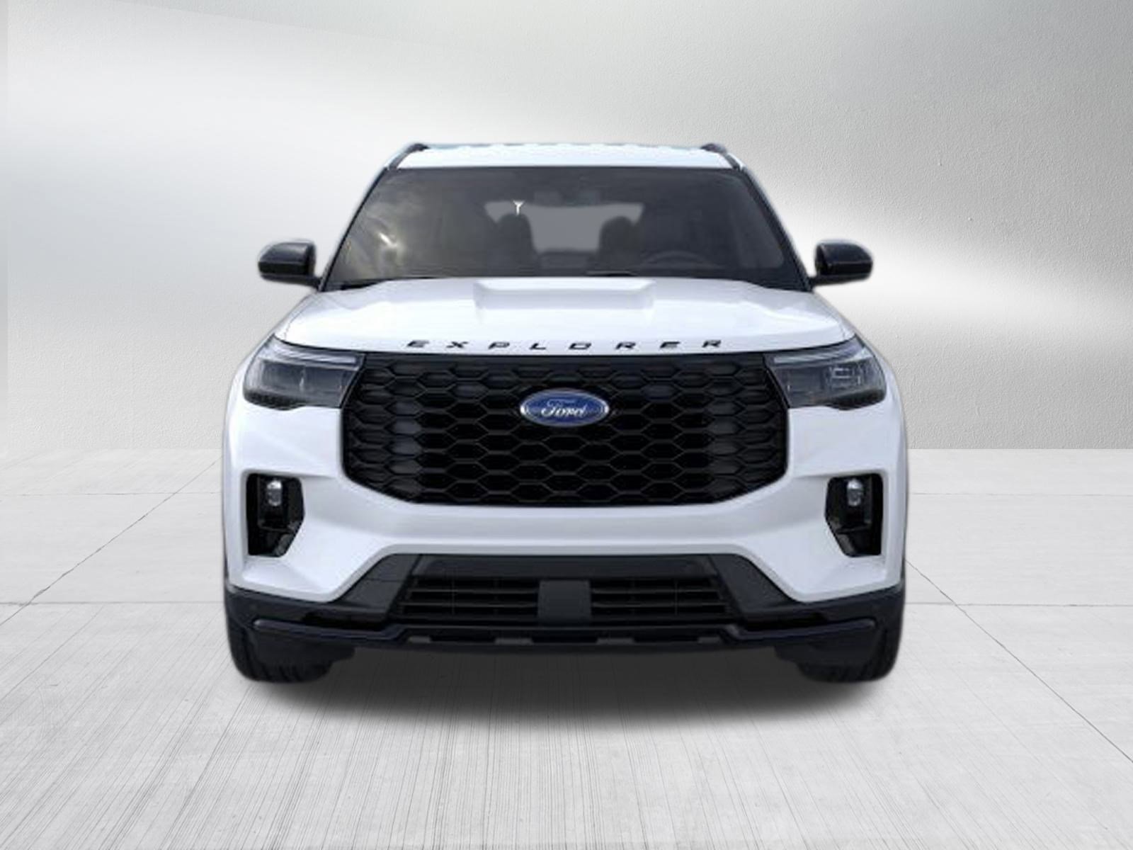 2026 Ford Explorer ST-Line photo 2