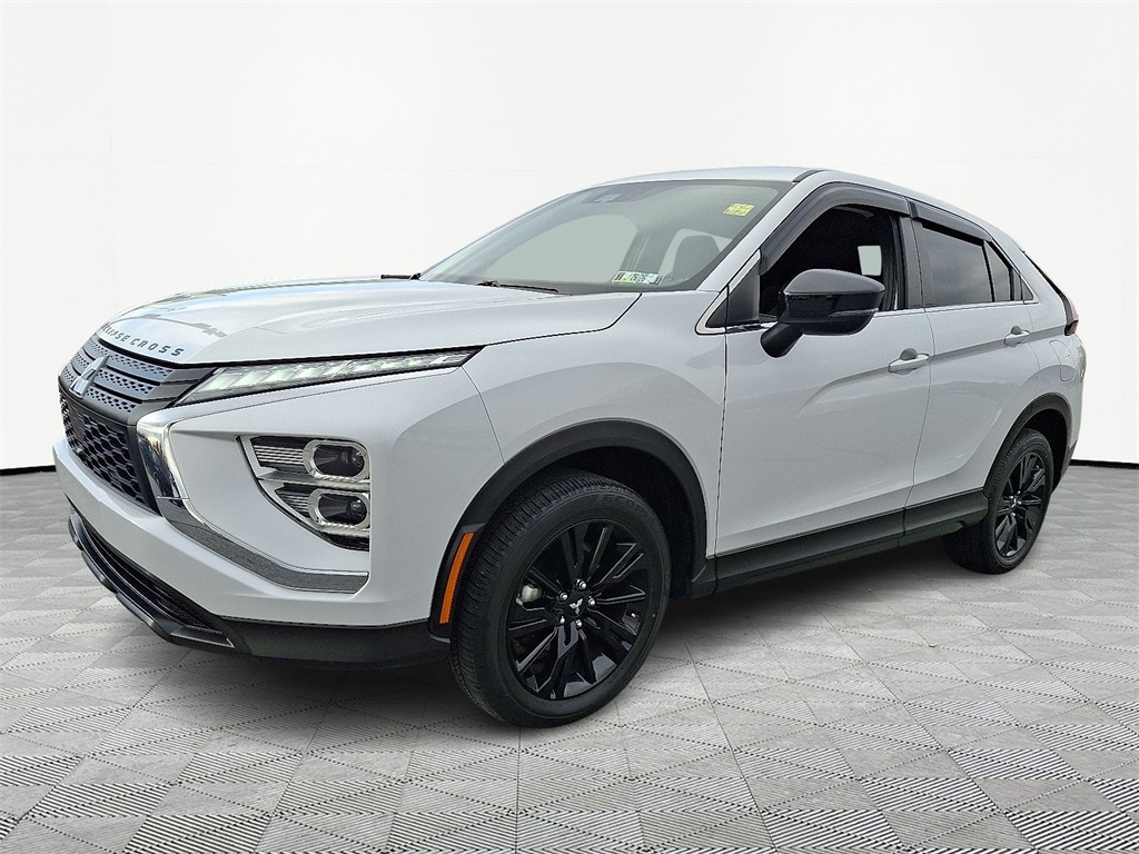 2023 Mitsubishi Eclipse Cross Ralliart photo 3