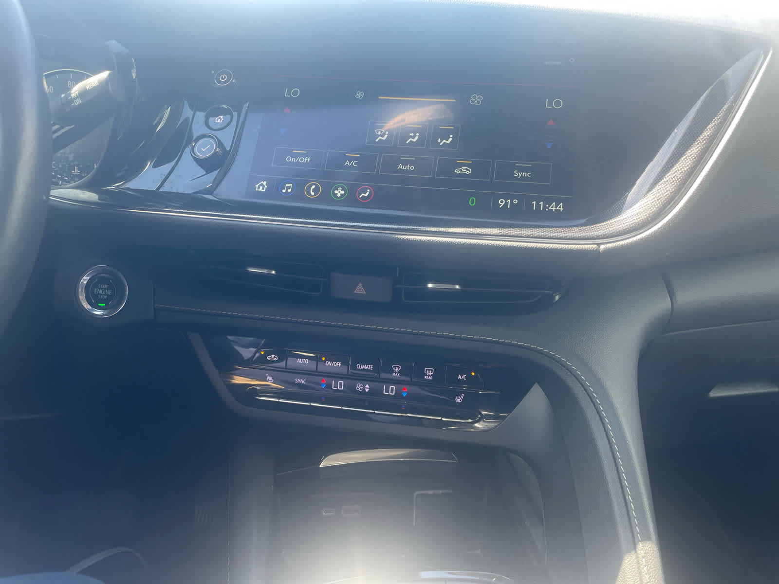 2023 Buick Envision Preferred photo 14