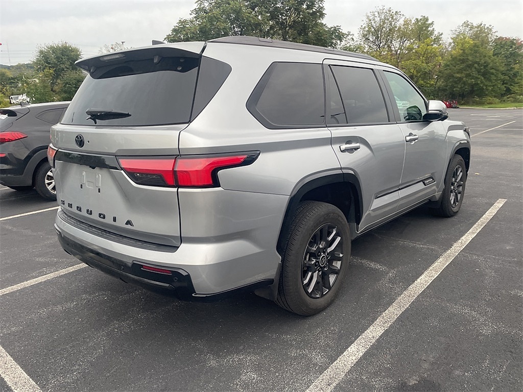 2024 Toyota Sequoia Platinum photo 6