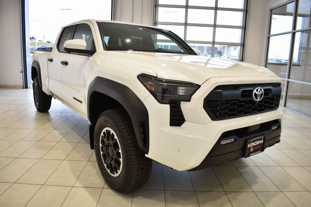 2025 Toyota Tacoma TRD Off Road's photo