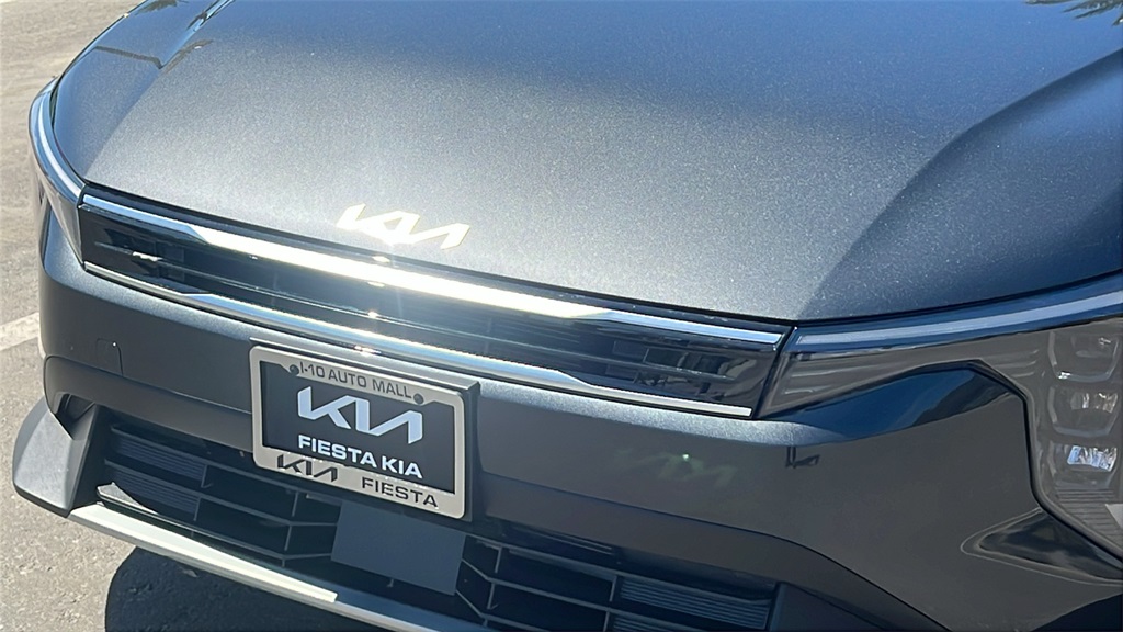 2025 Kia K4 EX photo 3