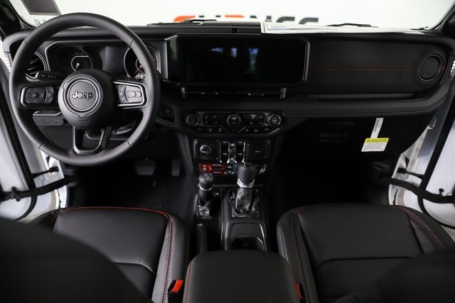 2025 Jeep Wrangler Rubicon photo 20