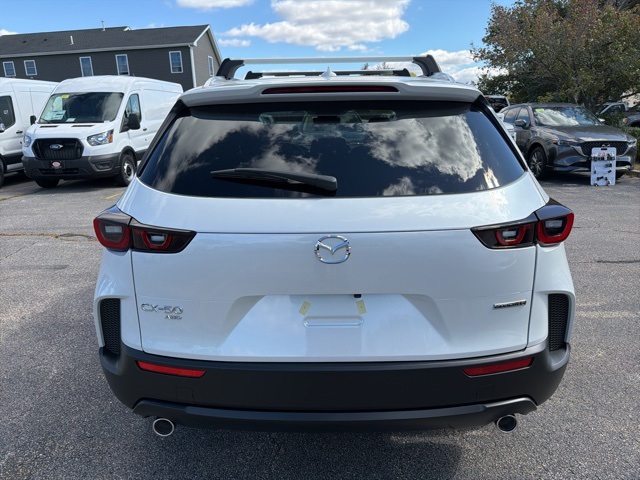 2025 Mazda CX-50 2.5 S Premium photo 4