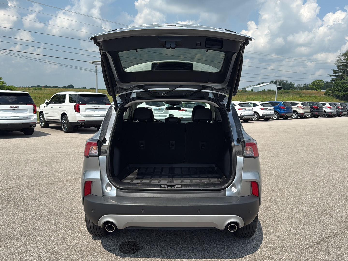 2022 Ford Escape SEL Sport photo 11