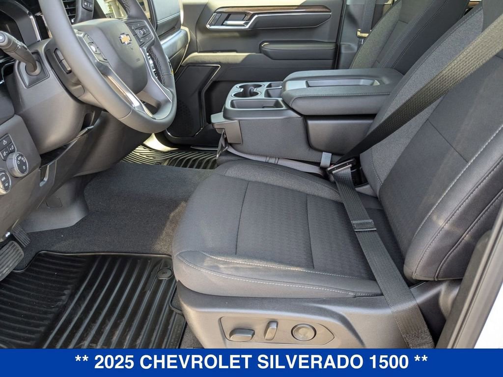2025 Chevrolet Silverado 1500 LT photo 12