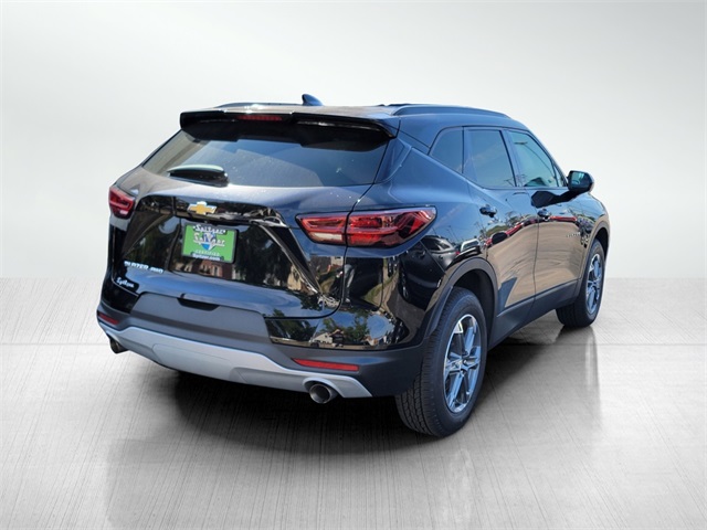 2023 Chevrolet Blazer 2LT photo 3