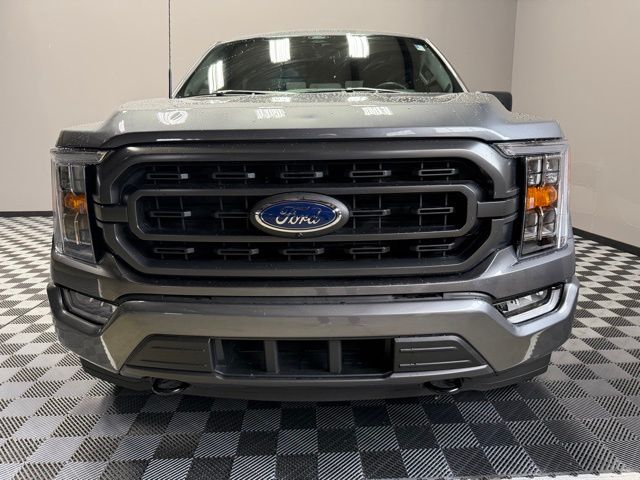 2022 Ford F-150 XLT photo 3