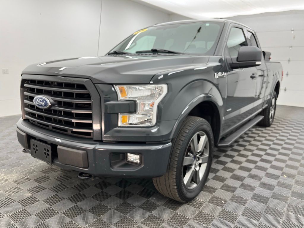 2016 Ford F-150 XLT photo 11