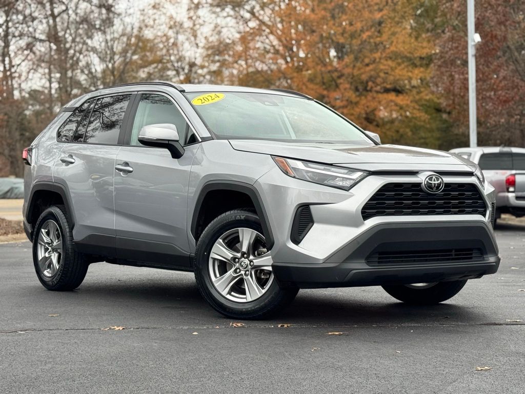 Used 2024 Toyota RAV4 XLE with VIN 2T3W1RFV3RW334496 for sale in Kansas City