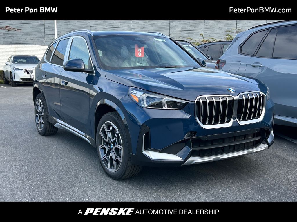 2026 BMW X1 28i's photo