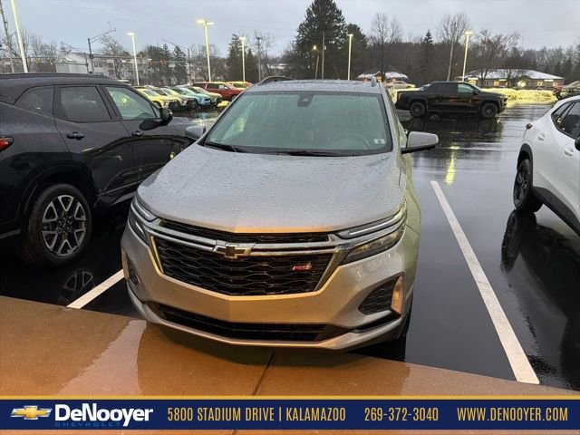 2023 Chevrolet Equinox RS's photo