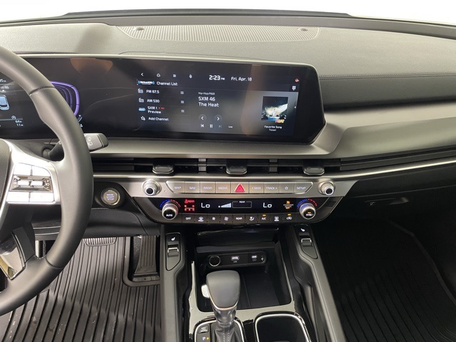 2025 Kia Telluride S photo 20