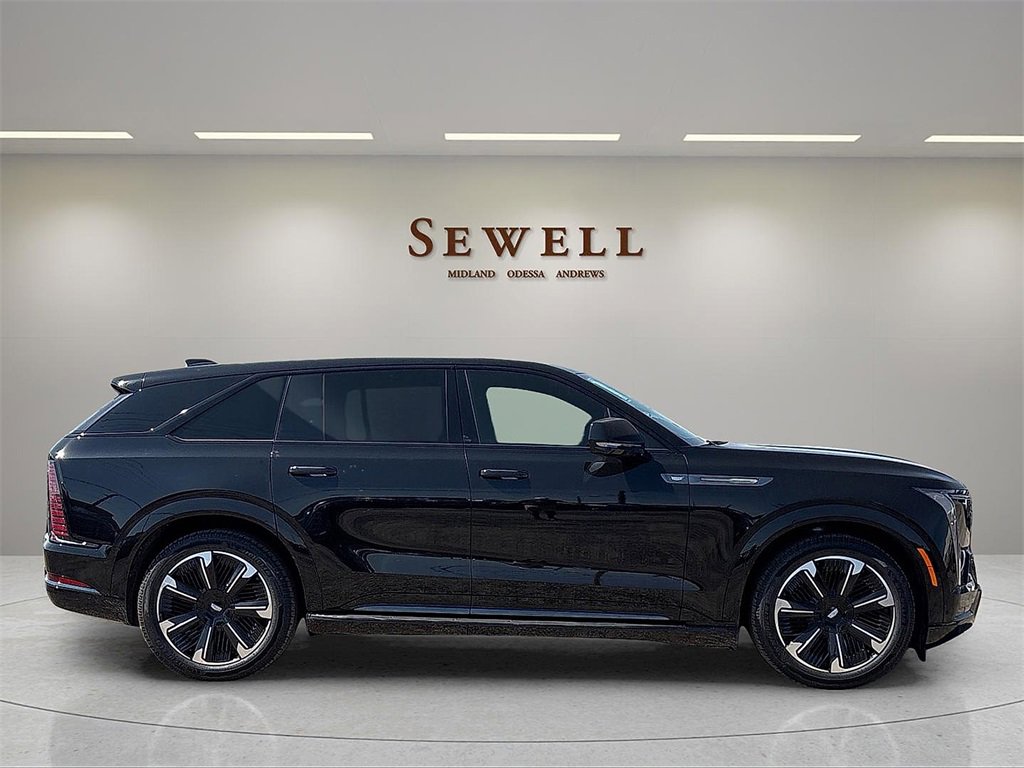 2025 Cadillac Escalade IQ Sport photo 4