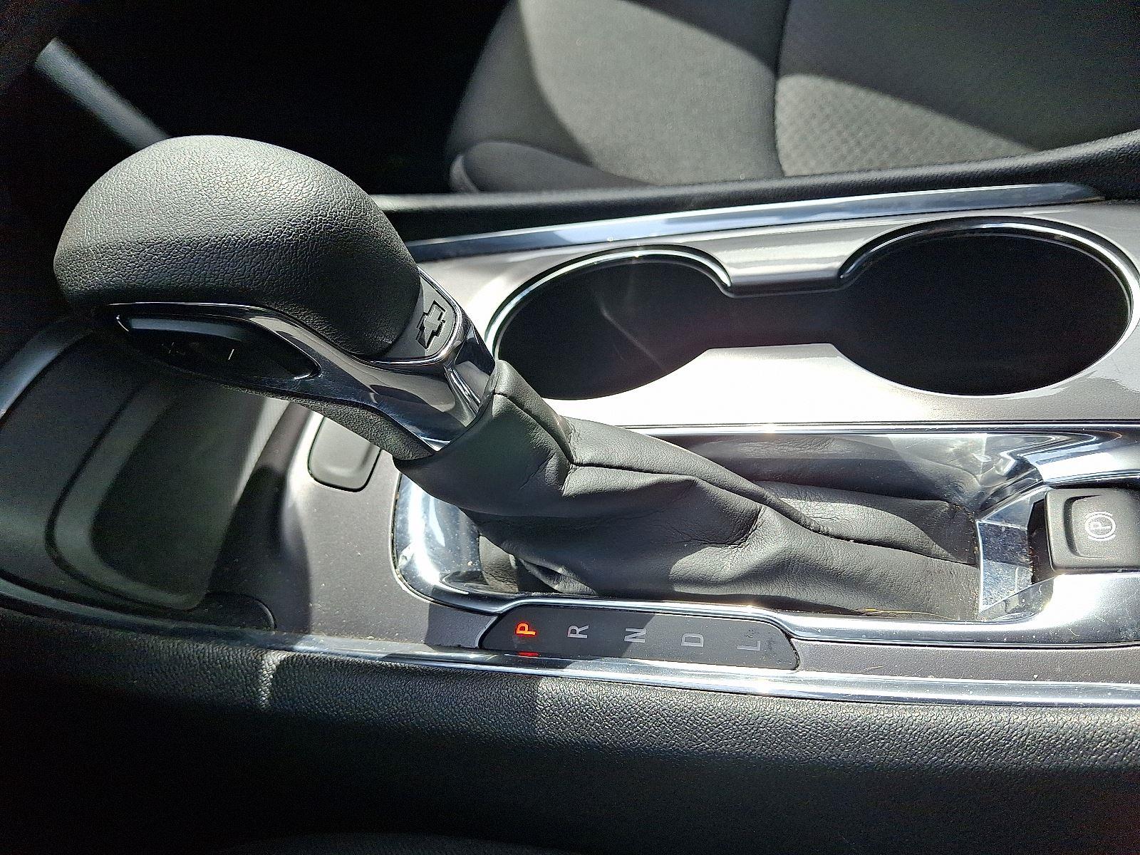 2023 Chevrolet Malibu 1LT photo 13